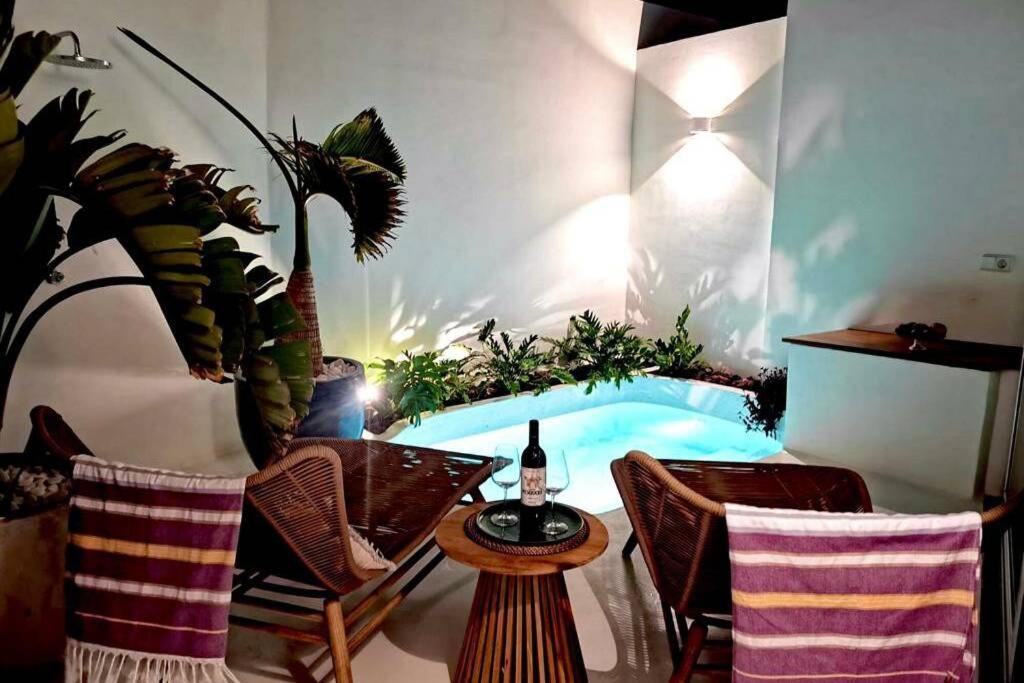 Unique, Stylish & Calm El Estanque By The Sea, Adults Only Villa Costa Teguise Buitenkant foto