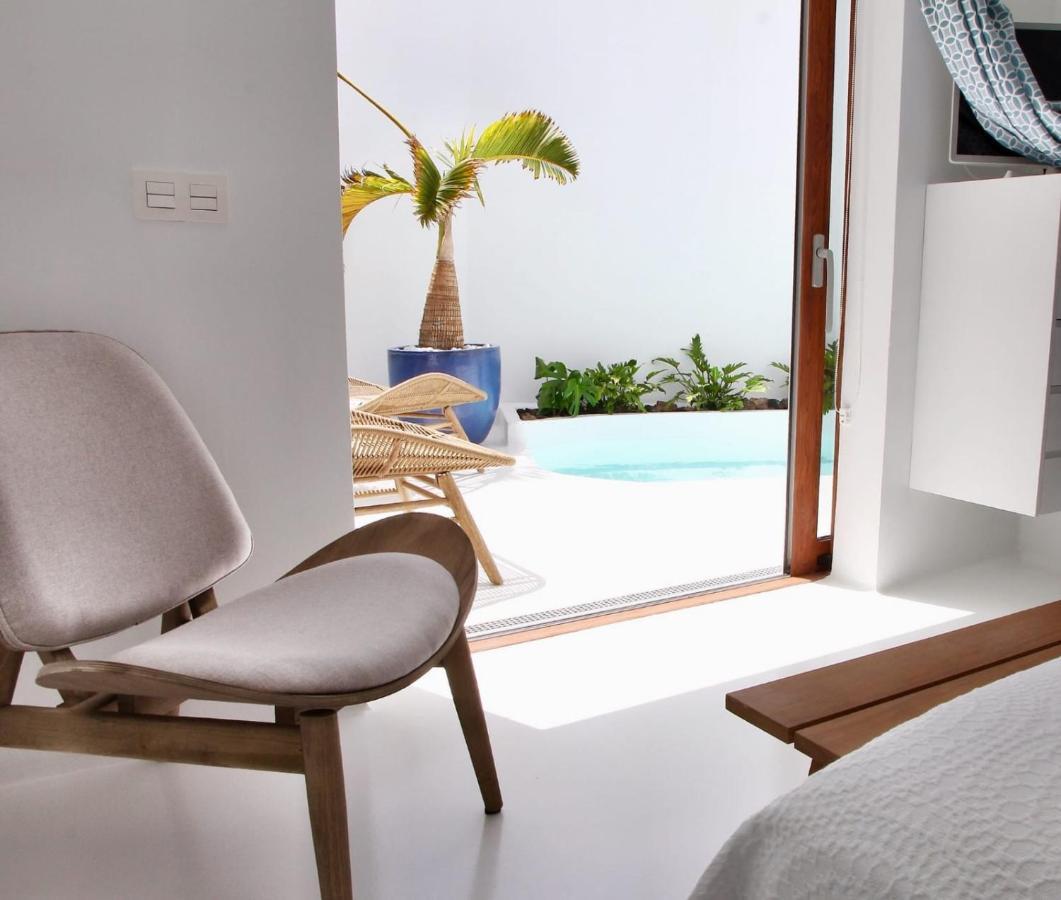 Unique, Stylish & Calm El Estanque By The Sea, Adults Only Villa Costa Teguise Buitenkant foto