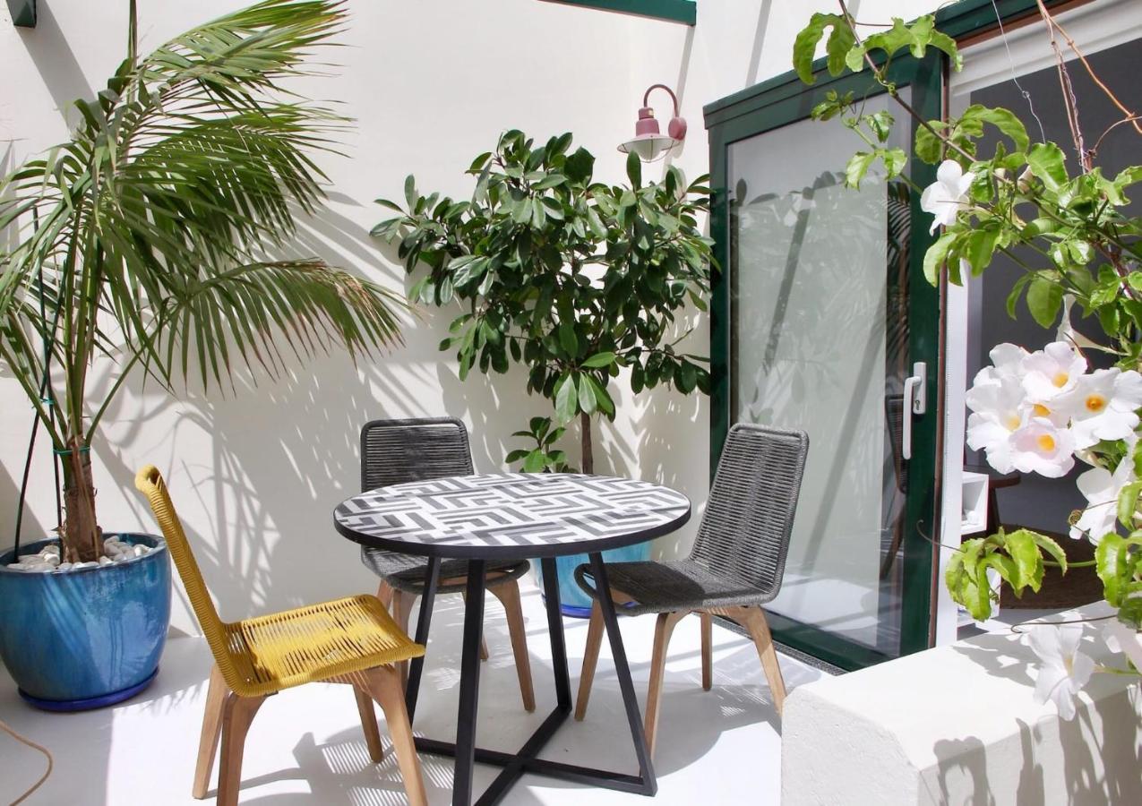 Unique, Stylish & Calm El Estanque By The Sea, Adults Only Villa Costa Teguise Buitenkant foto